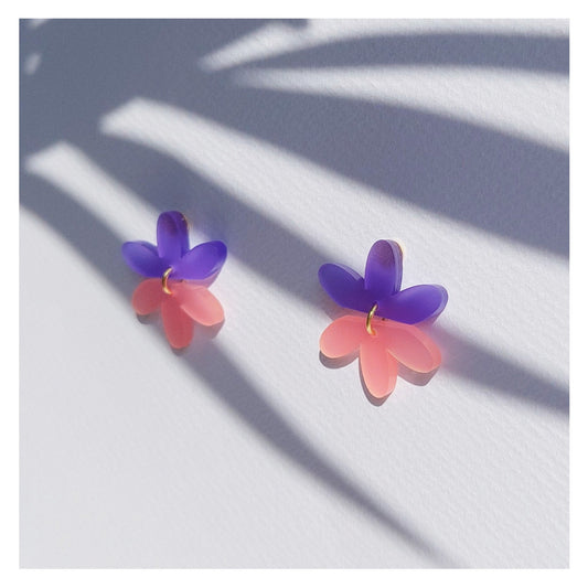 Flora studs