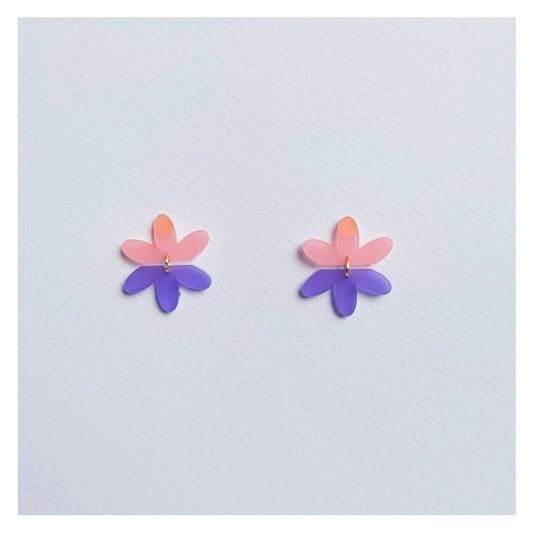 Flora studs